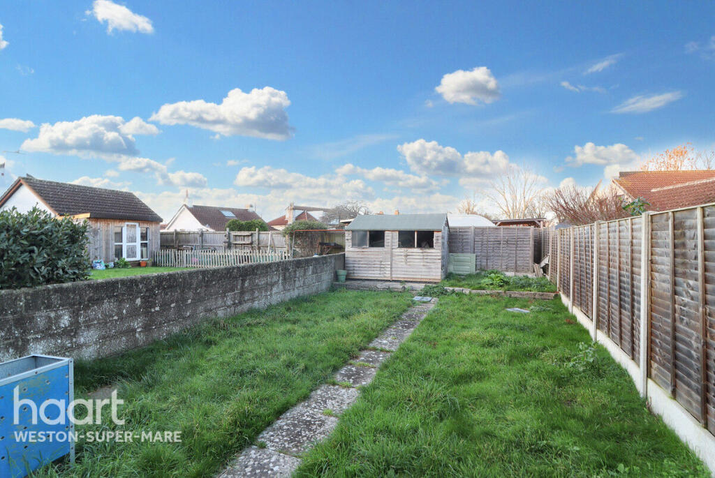 2-bed detached on Willow Close, WESTON-SUPER-MARE, £230,000