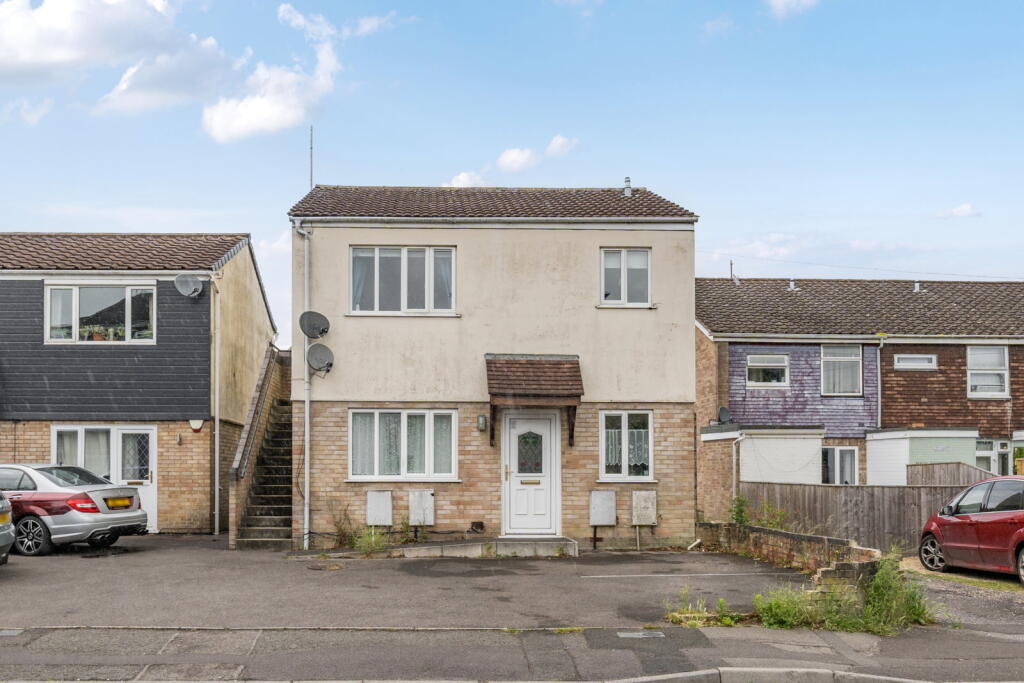 Apartment in Warminster, Wiltshire - View 2