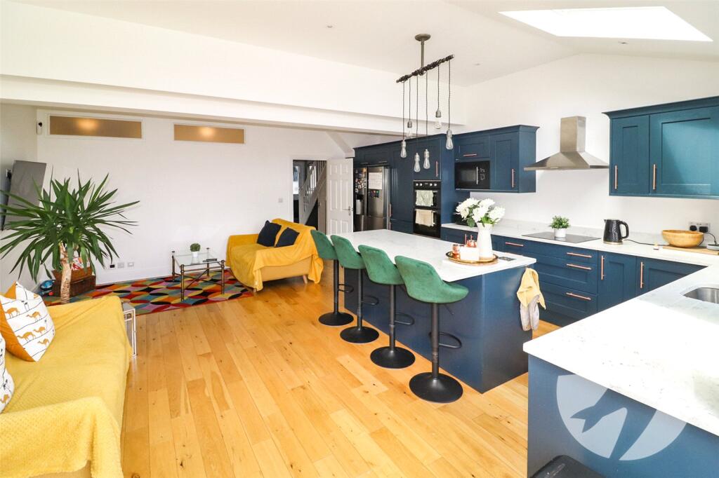 House in London - View 5