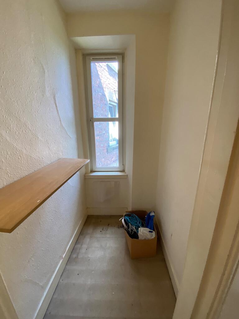 Apartment in Edinburgh - More