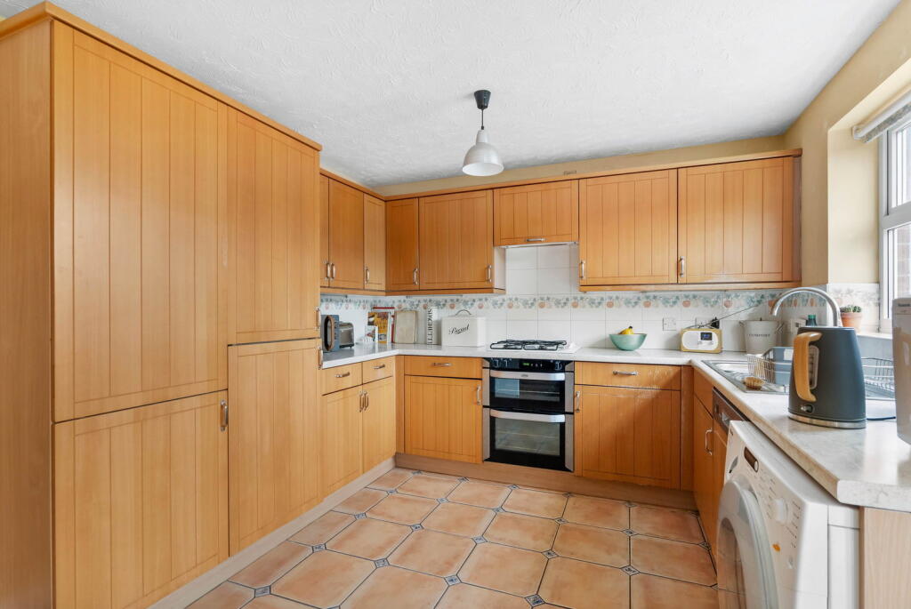 House in Worcester - View 4