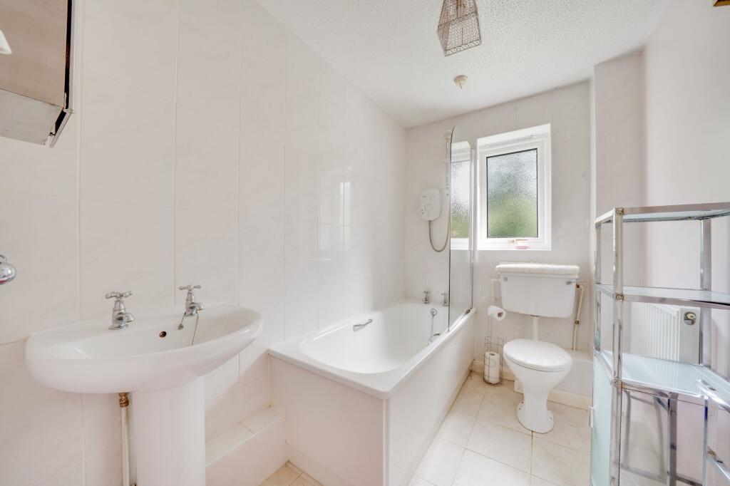 Ashfields, Oakengates, TF2 photo 4