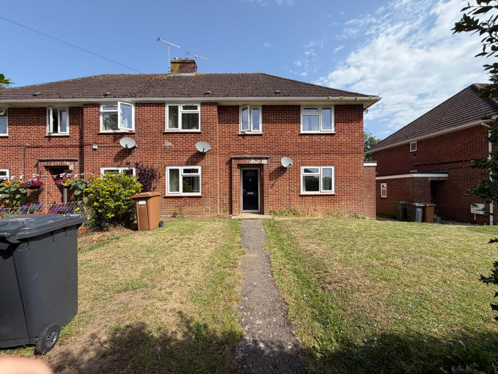 Main image of property: Suffolk Road, Andover, SP10