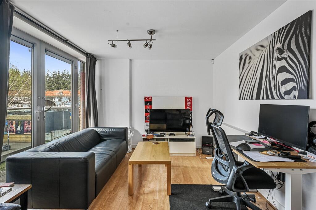 Apartment in London - View 2