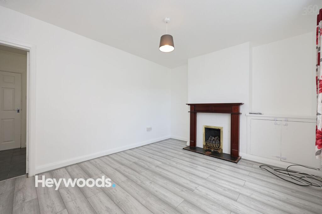 House in Newcastle-under-Lyme, Poolfields - View 3