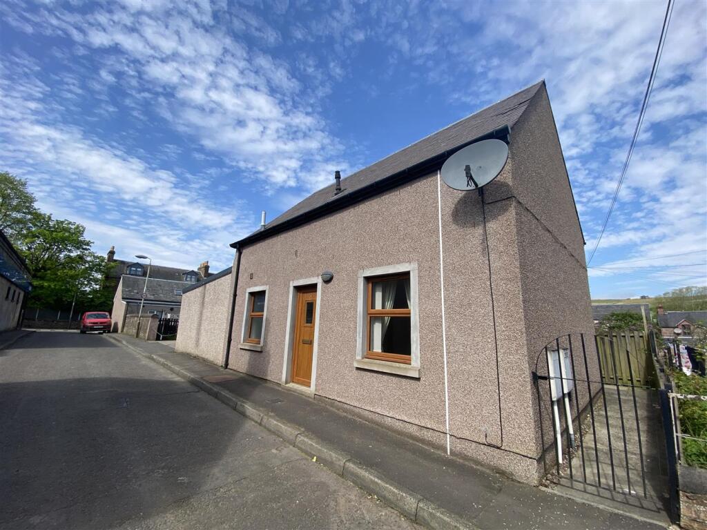 Main image of property: Mid Street, Alyth