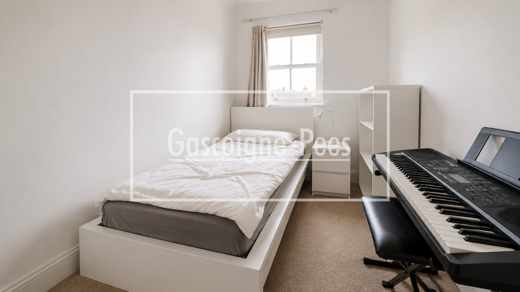 Apartment in Guildford - More