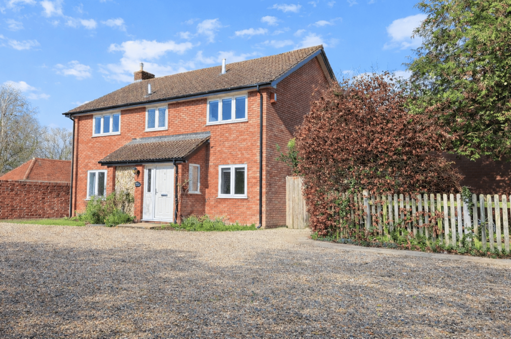 Main image of property: The Paddock, Brockenhurst, SO42