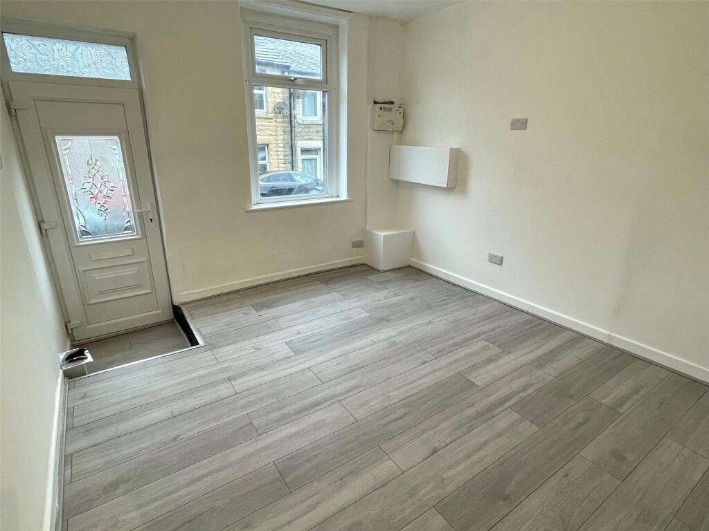 House in Lancaster - View 3