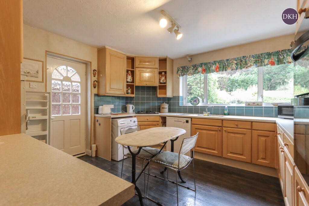House in Watford - View 5