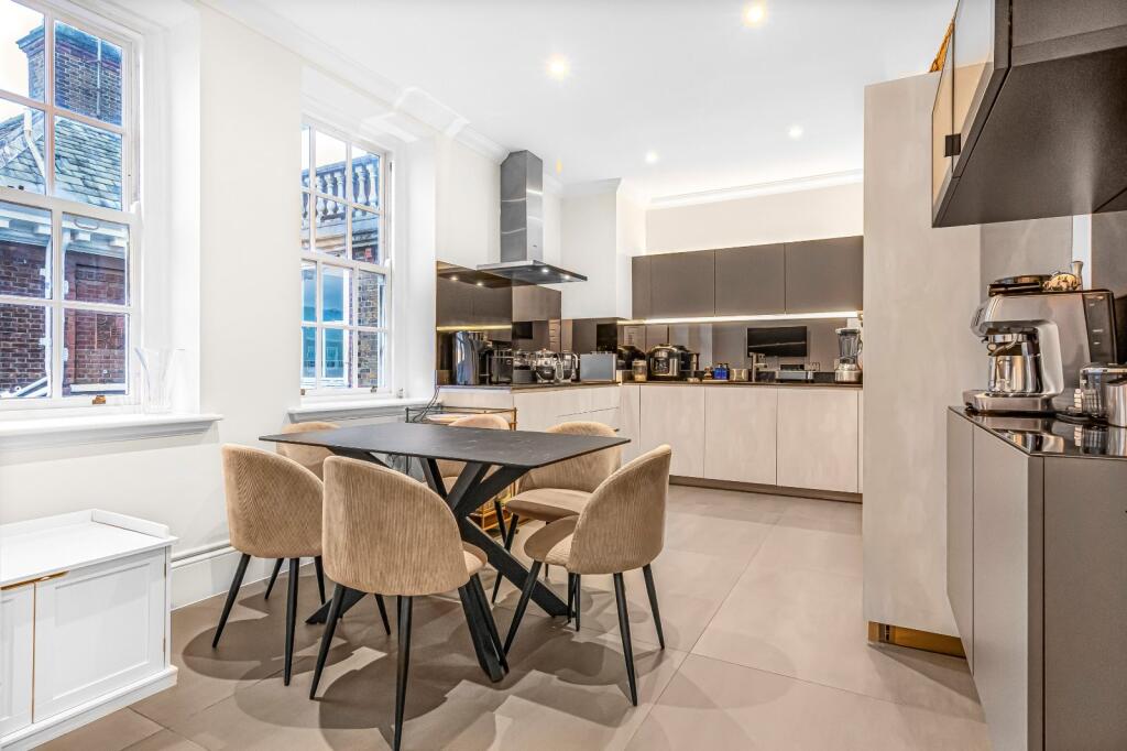 Main image of property: Cannon Hill, London