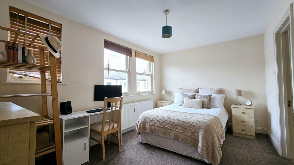 House in London - More