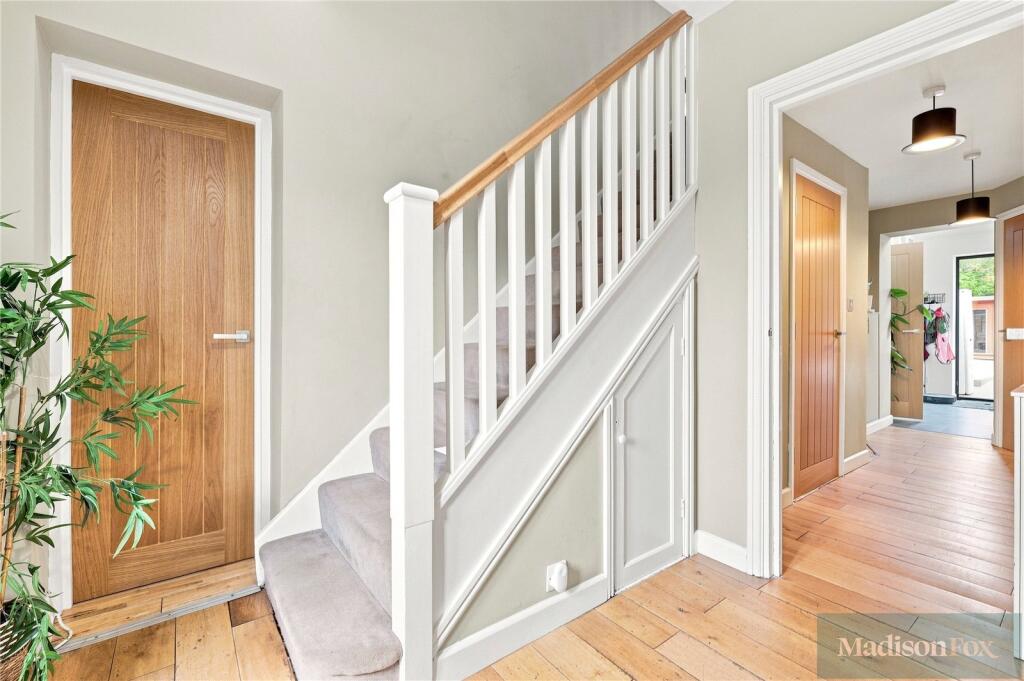 House in London - View 4