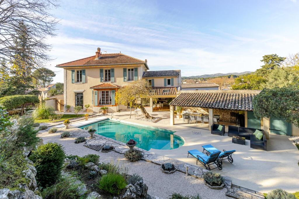 Main image of property: Provence-Alps-Cote d`Azur, Bouches-du-Rhône, Lambesc