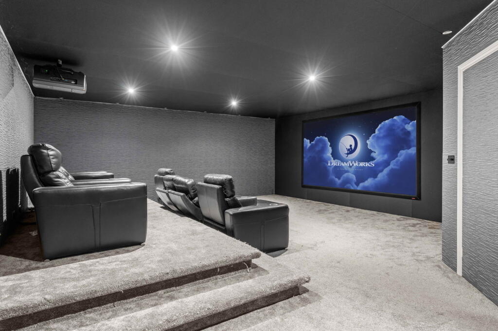 Additional image 22 of Pottersheath Road, Welwyn, AL6 9SY