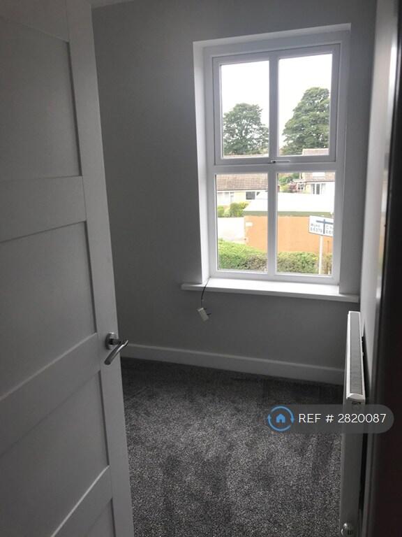 Additional image 11 of Scholes, Cleckheaton, BD19