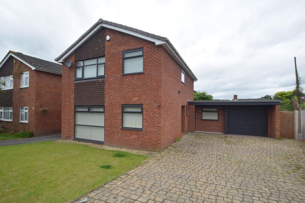 Main image of property: 5 Maynards Croft