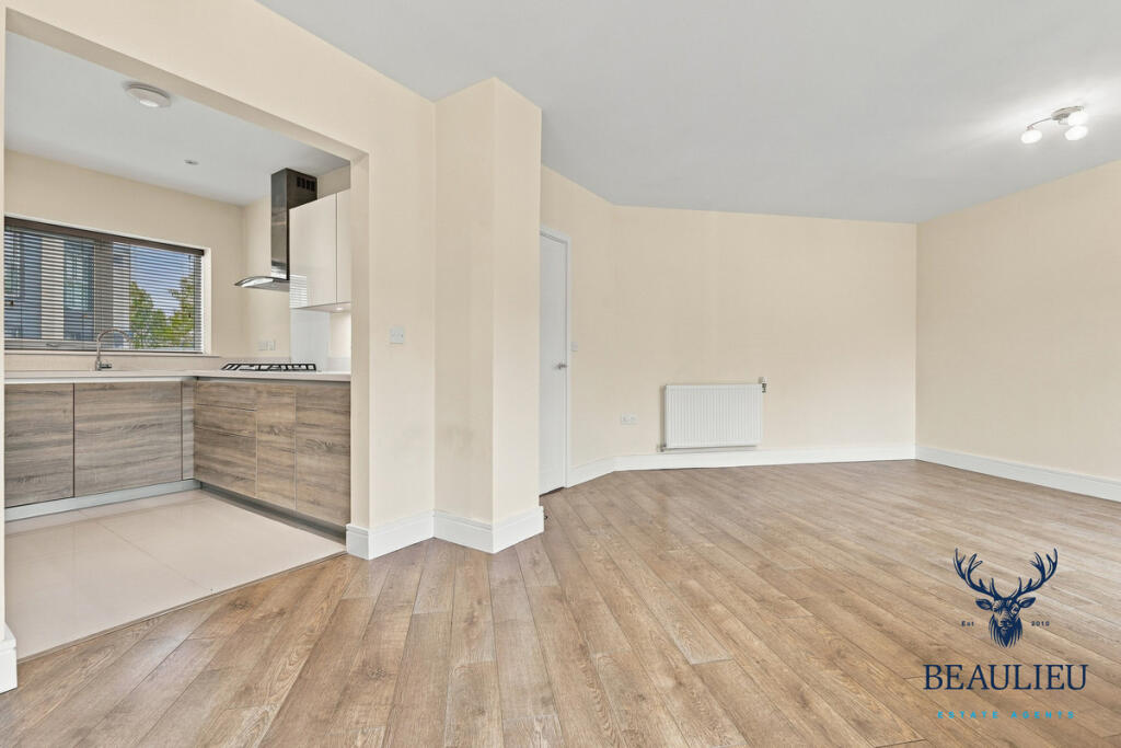 Armistice Avenue, Chelmsford, CM1 6 photo 3