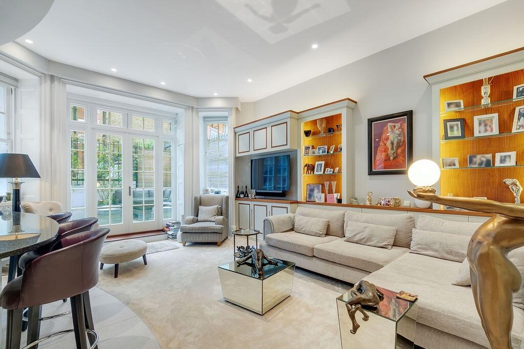 Main image of property: Green Street, London, W1K