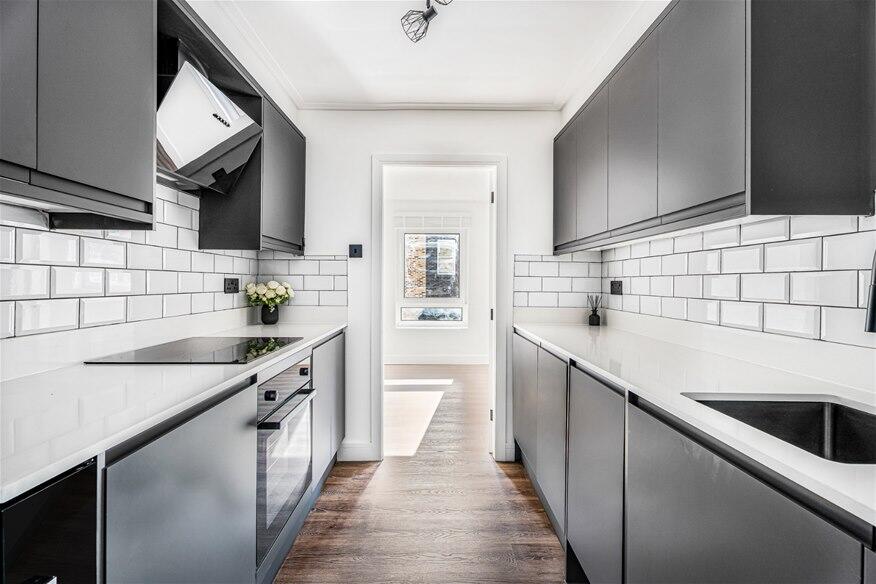 Apartment in St Albans - View 3