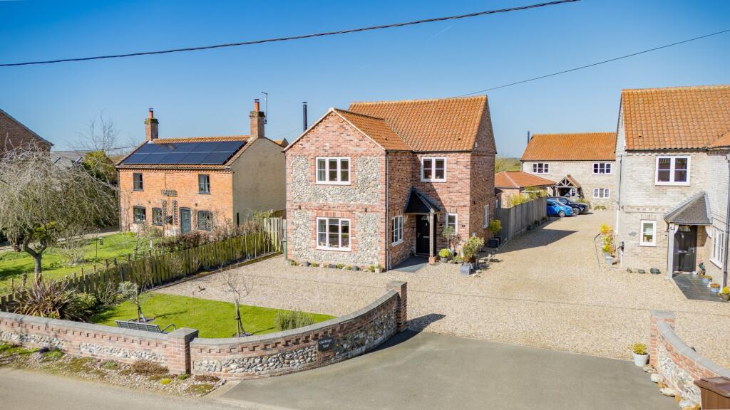 4-bed detached on Beeston, King's Lynn, Norfolk, PE32, £525,000
