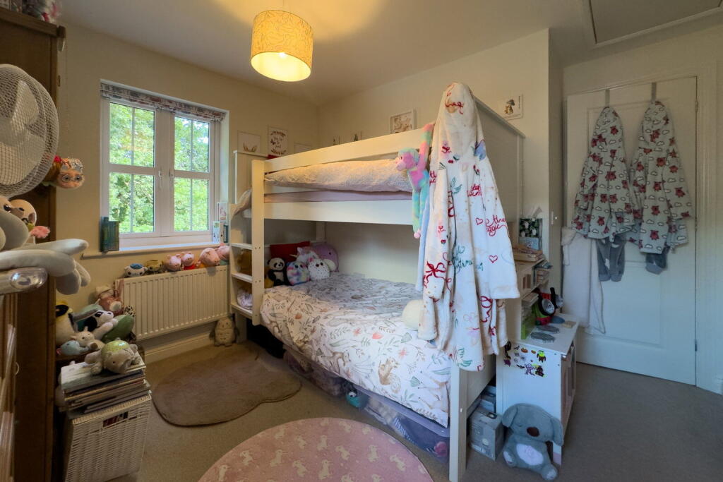 House in East Hampshire, Four Marks - View 5