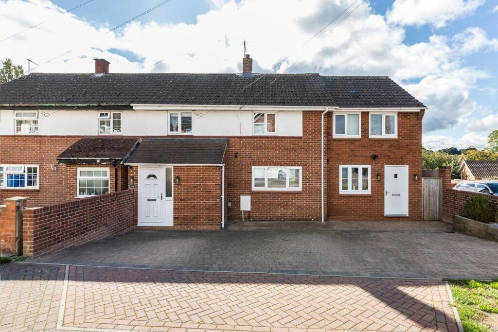 Main image of property: Bretch Hill, Banbury OX16 0LP