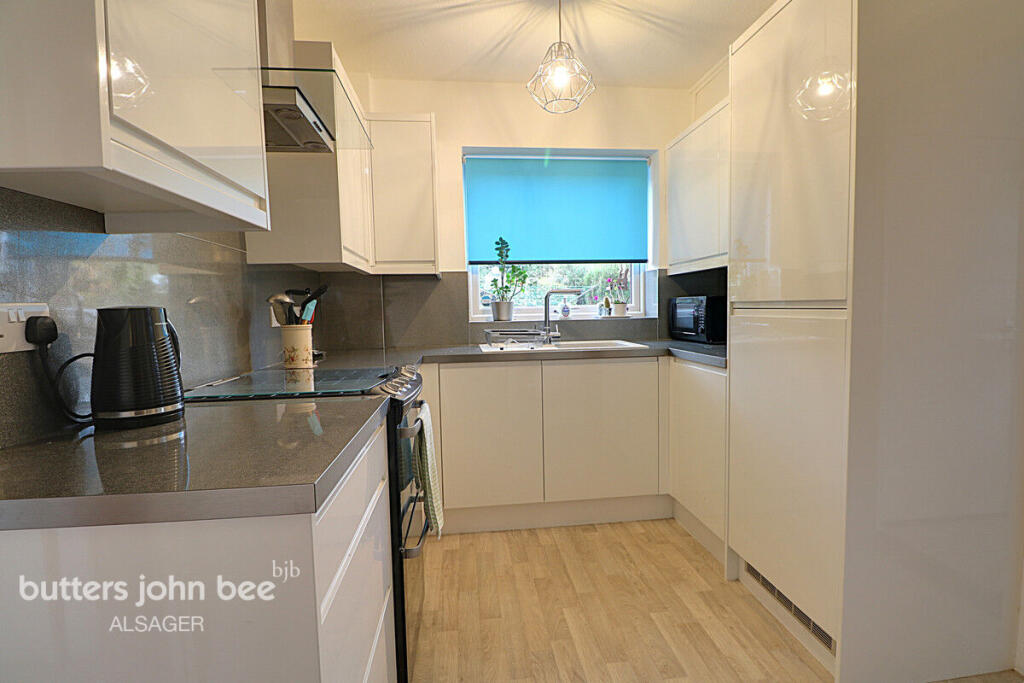 Heathend Road, Alsager photo 4