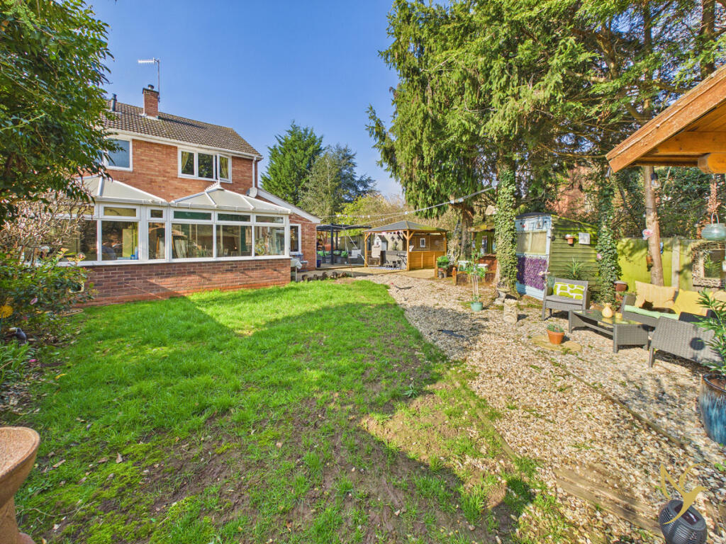 #WelcomeHome to: Shelley Close, Worcester, WR3 photo 3