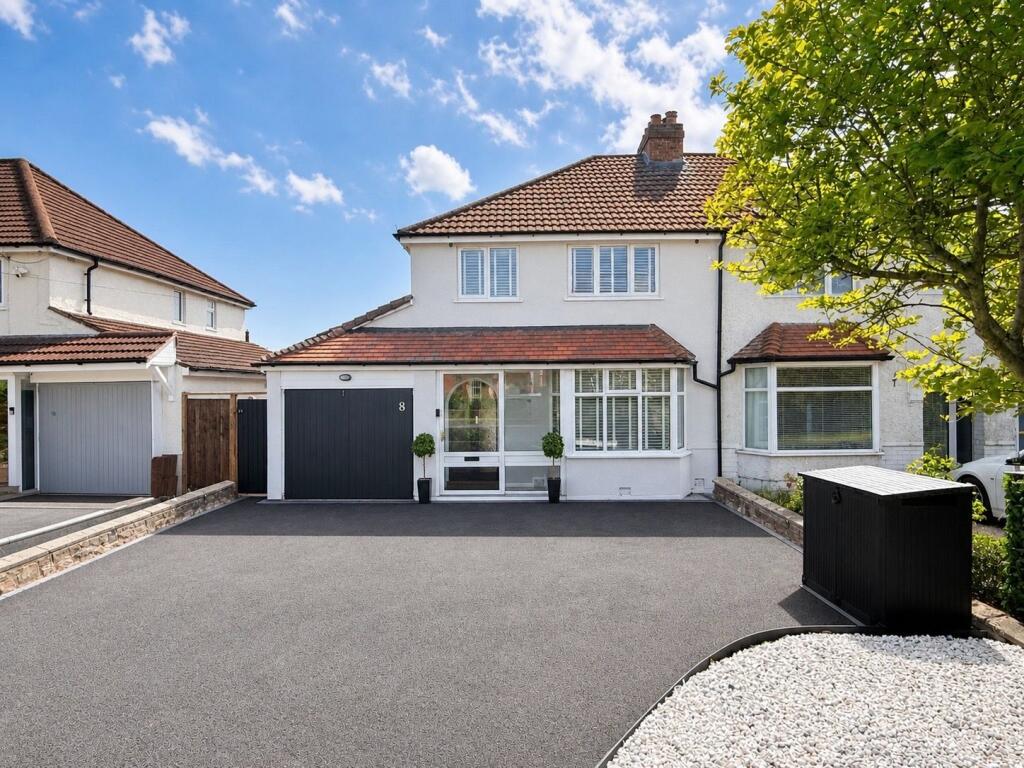 Main image of property: Barkers Lane, Wythall, B47 6BU