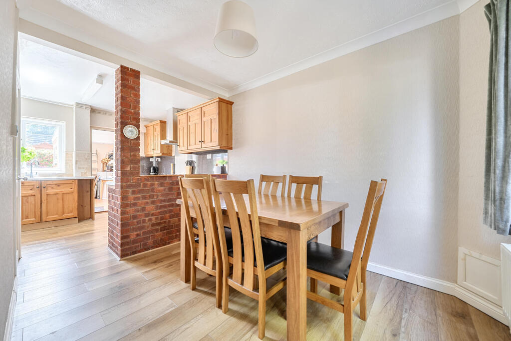 House in Taunton - View 4