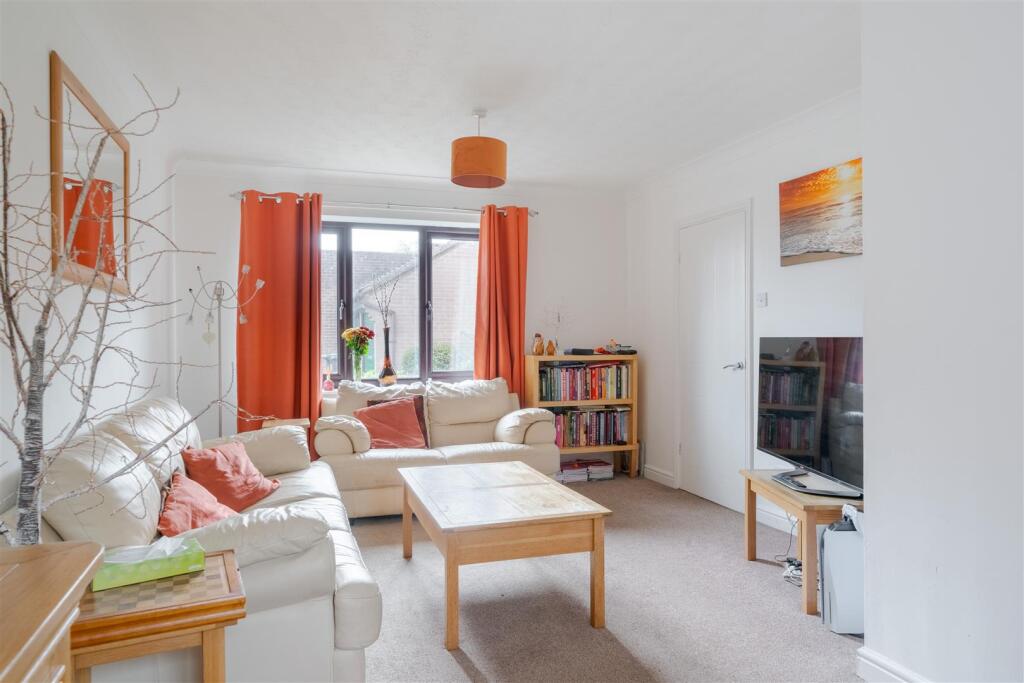 House in Derbyshire Dales, Matlock Town - View 4