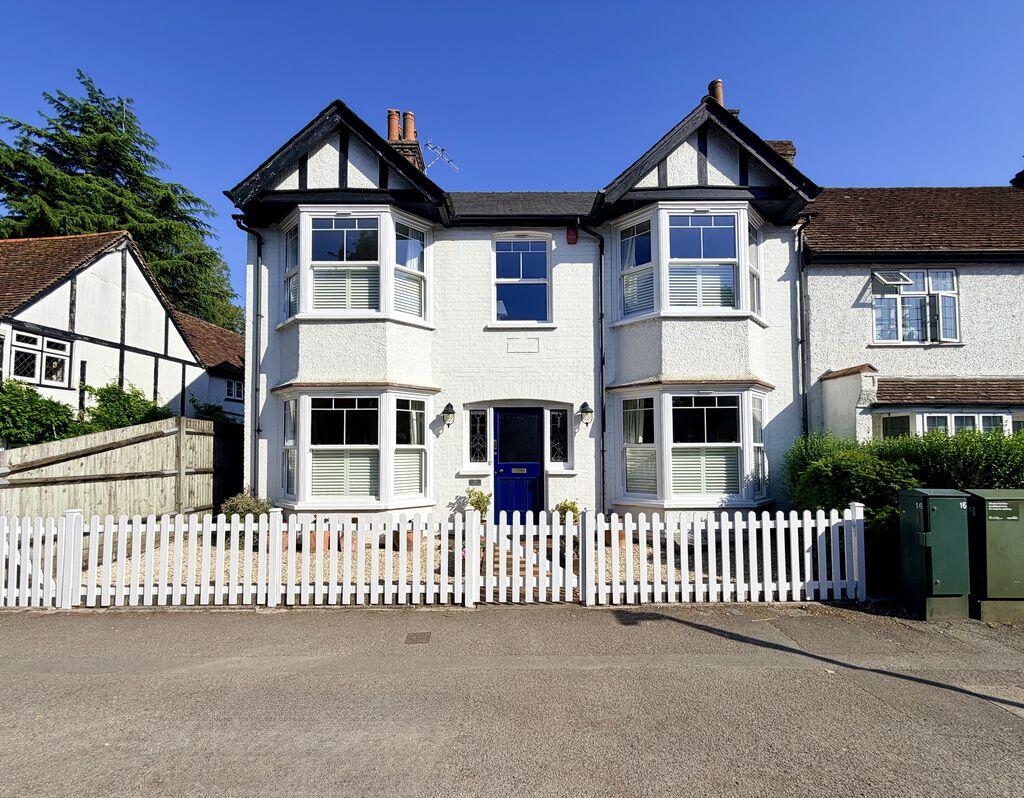 Main image of property: The Green - Character Property