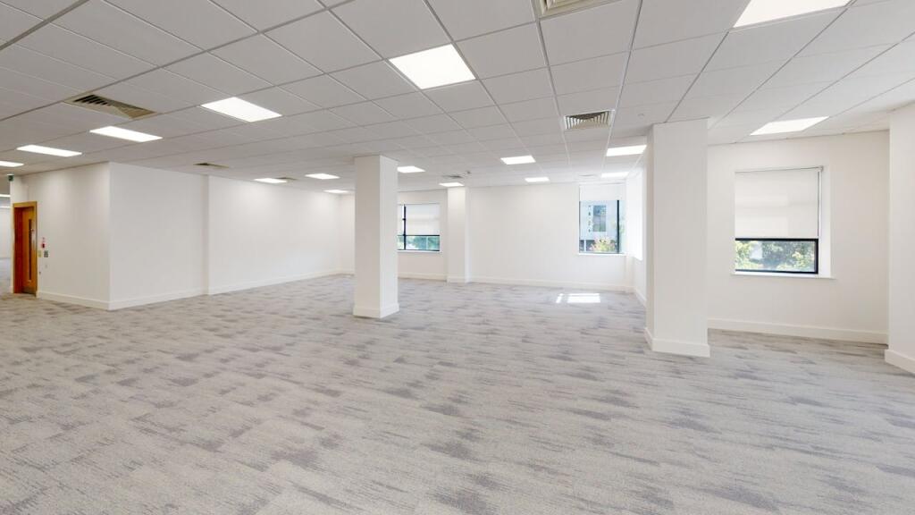 PHOTO 6 First Floor.jpg