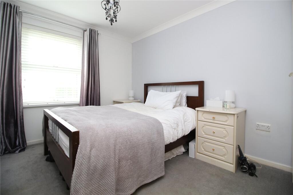 House in New Forest, Old Milton, New Milton - View 4