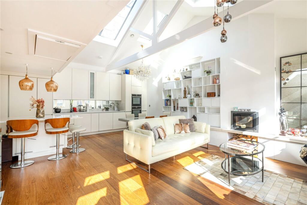 Main image of property: Colville Mews, Notting Hill, London, W11