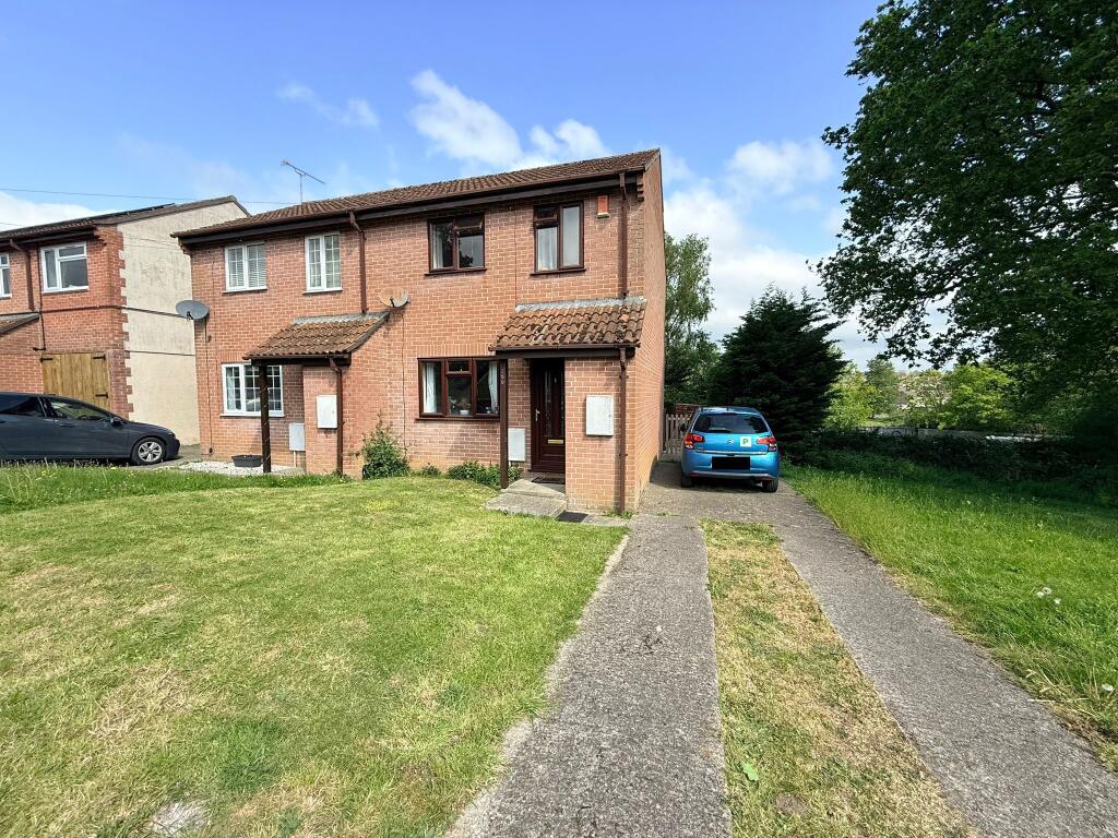 Main image of property: St. Johns Road, Yeovil, Somerset, BA21 5QR