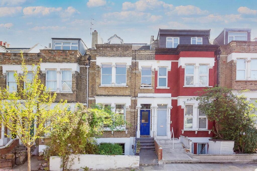 Main image of property: Castlewood Road, London, N16