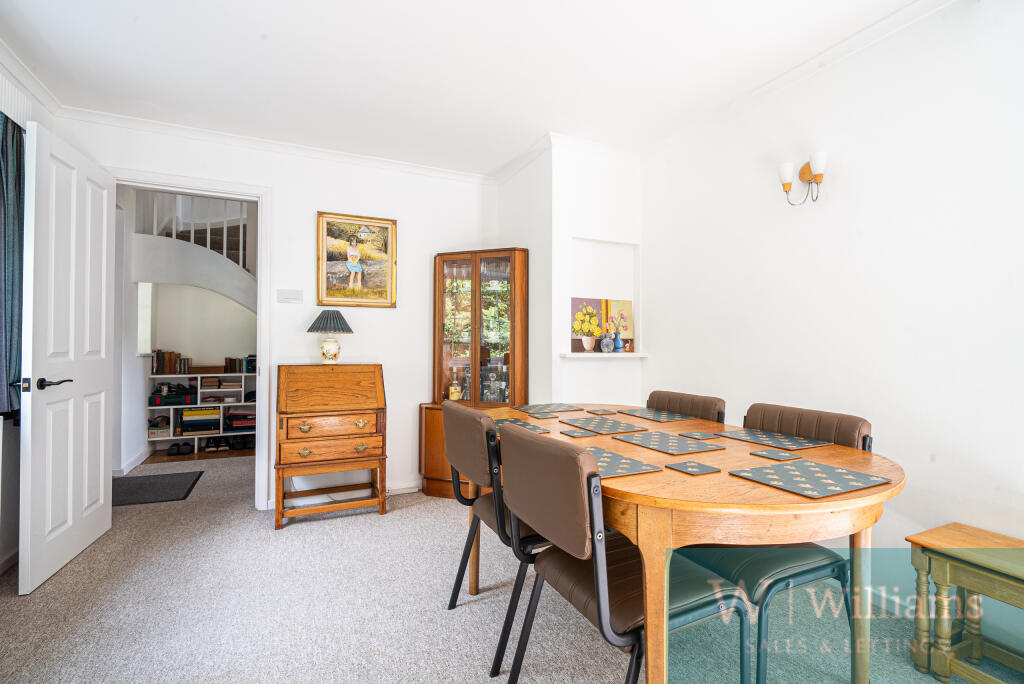 House in Portsmouth - View 5