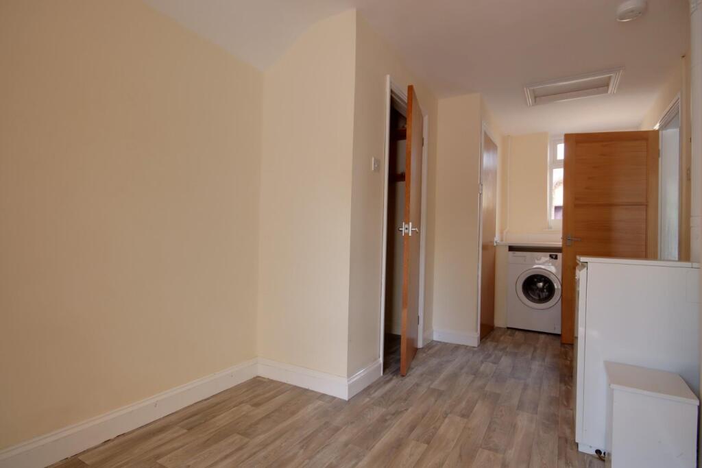 House in Forest of Dean, Hartpury - More