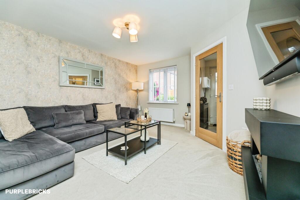 House in Barnsley, South Yorkshire - View 4