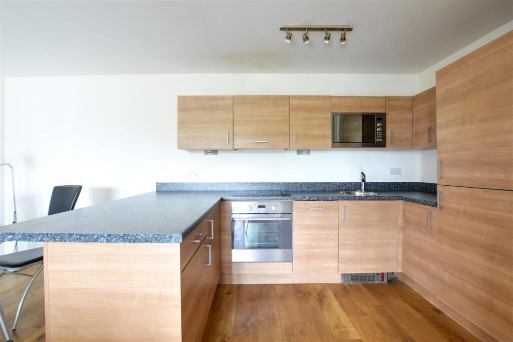 Apartment in London - View 4