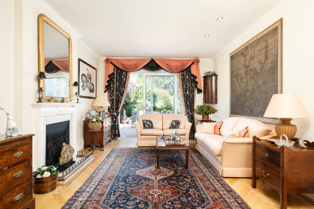 House in London - More