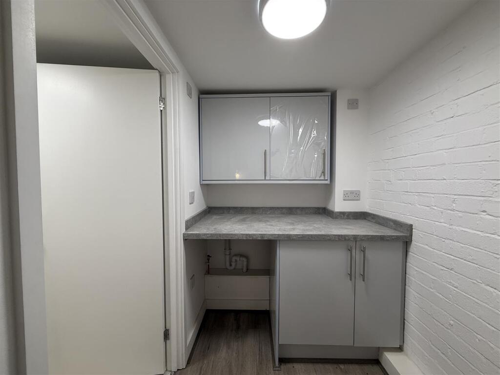 Apartment in Stevenage - More