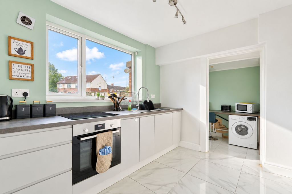 Rudyard Avenue, Stockton-On-Tees, TS19 photo 4