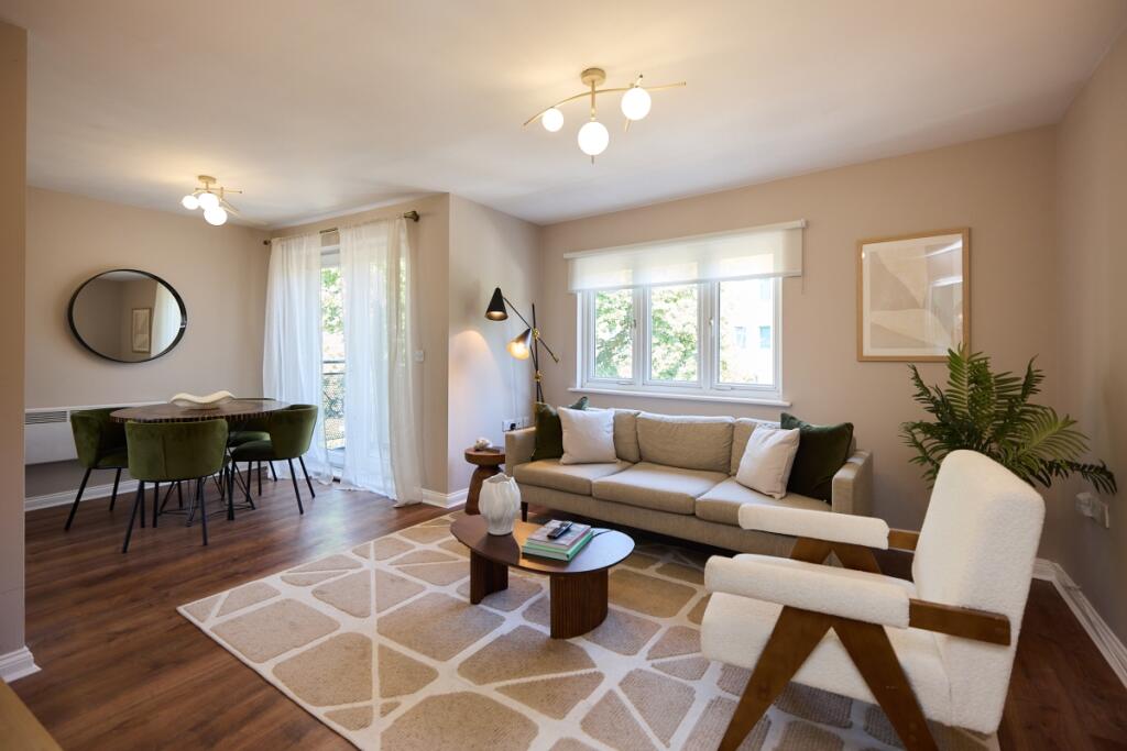 Main image of property: Mellish Street, E14