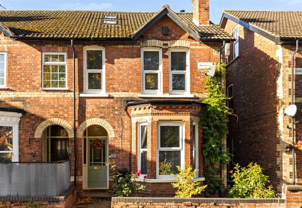 Main image of property: Morley Street, Gainsborough, DN21