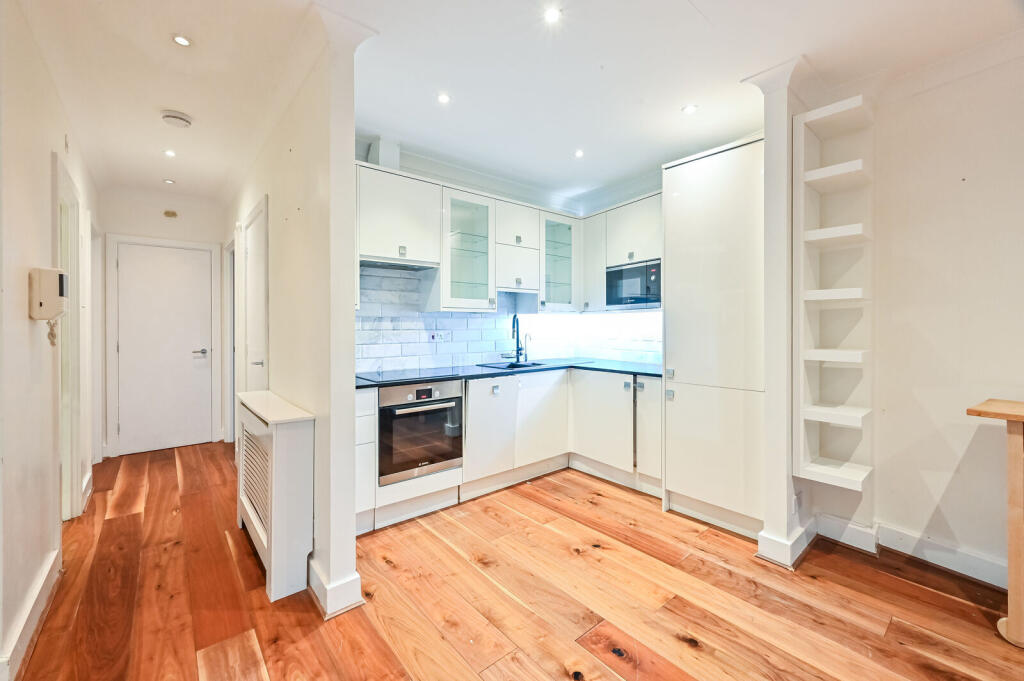 Apartment in London - View 4