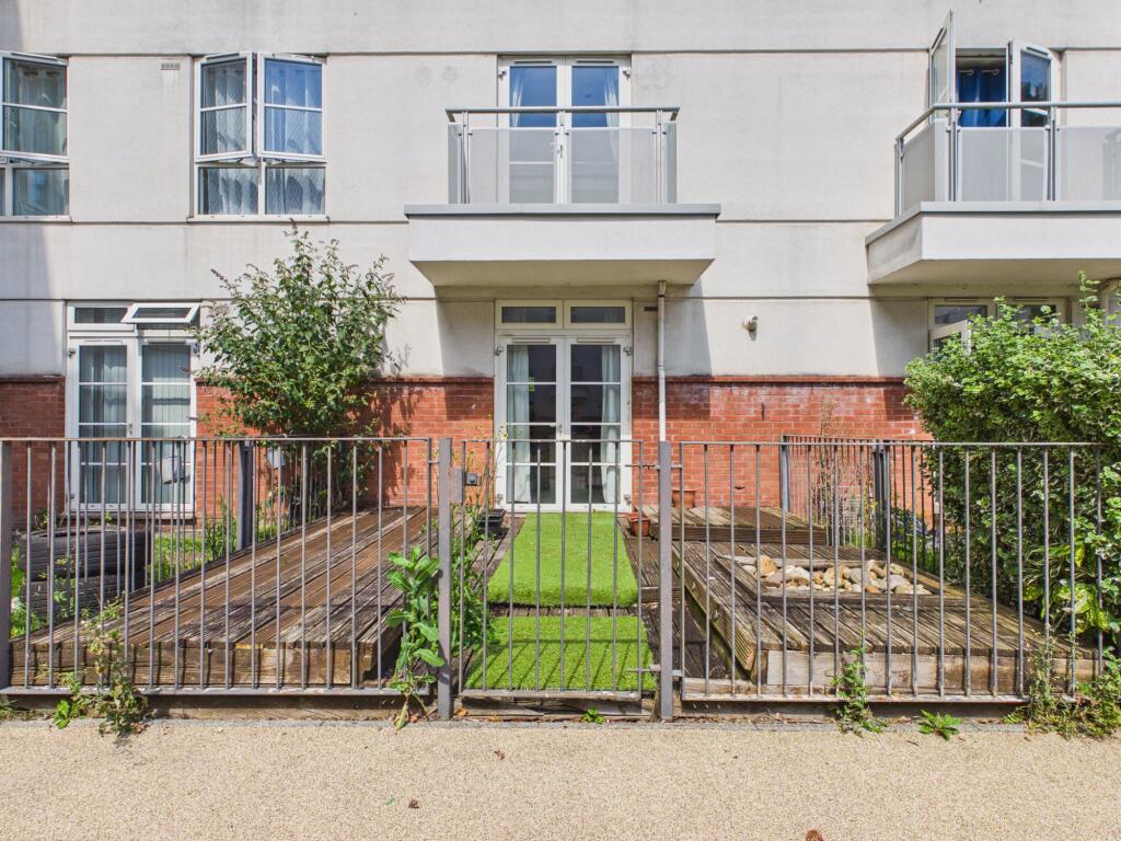Main image of property: Woodford Road, Leicester, LE2