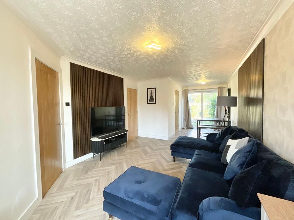 House in Stoke-on-Trent - View 2